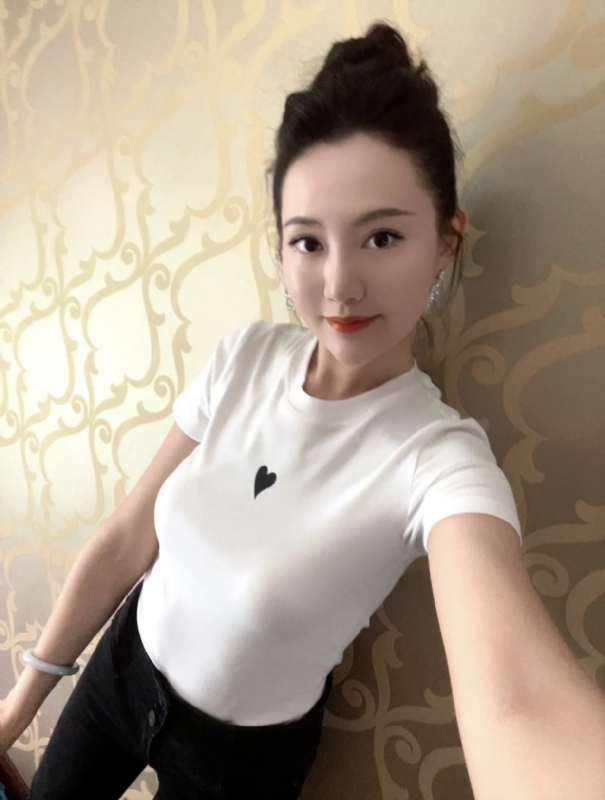 雨熙的第一张照片--西藏认干亲服务网