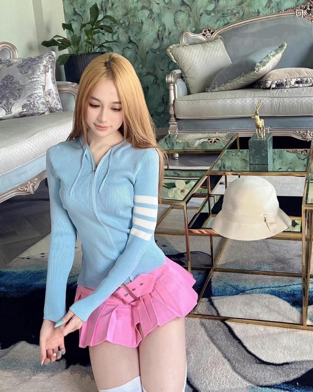 Sandy的第一张照片--西藏认干亲服务网