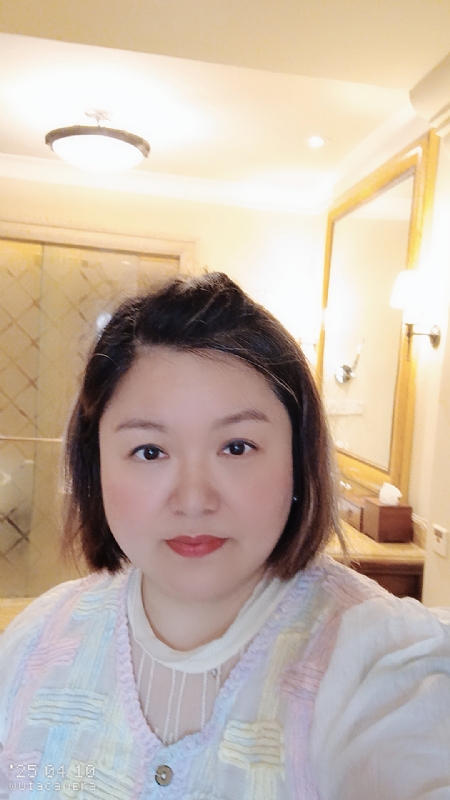 衎静玲瓏的第一张照片--西藏认干亲服务网